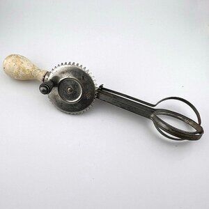 Antique Vintage A&J 1923 Hand Mixer Egg Beater White Wood Handle